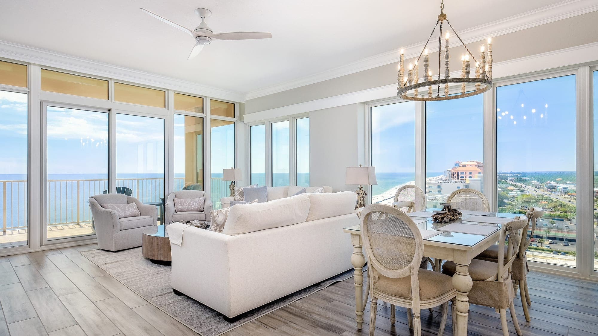 Gulf-front living and dining space